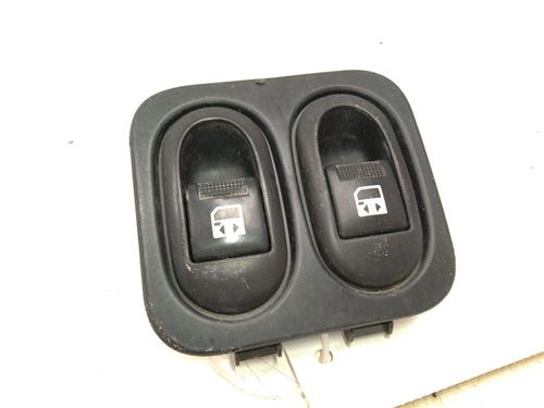 Used Left front window switch Left front window switch PEUGEOT 1007 (KM_) 1.4 HDi (68 hp) 40292586 40292586