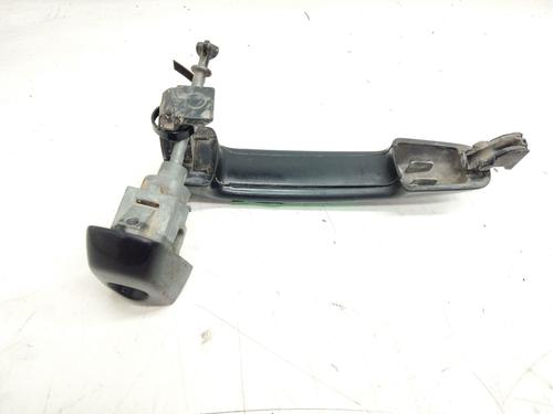 Used Front left exterior door handle SUZUKI GRAND VITARA II (JT, TE, TD) 1.9 DDiS (JB419WD, JB419XD) (129 hp) 16757551