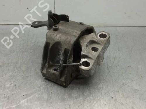 Used Engine mount VW GOLF IV (1J1) [1997-2008]  14313089
