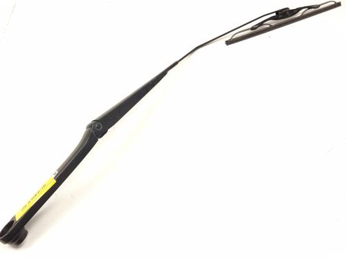 Used Front windshield wiper arm NISSAN JUKE (F15) 1.5 dCi (110 hp) 24867322