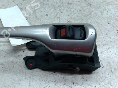 Venstre bak invendig håndtak TOYOTA AURIS (_E15_) 1.8 Hybrid (ZWE150_, ZWE150R) (136 hp) 31313017