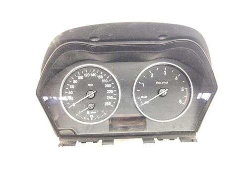 Compteur de vitesse Compteur de vitesse 18569613 18569613