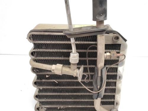 Used Air conditioning evaporator NISSAN PICK UP (D21) 2.5 D 4WD (75 hp) 25468185