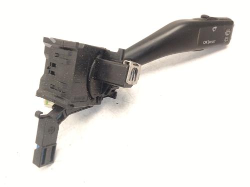 Used Steering column stalk SEAT LEON (1P1) [2005-2013]  29606788