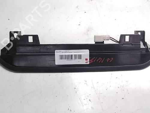 Used Third brake light Third brake light 17056474 17056474