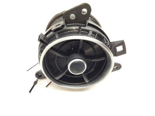 Air vent TOYOTA AURIS (_E18_) 1.6 D4-D (WWE185_) (112 hp) 17529959