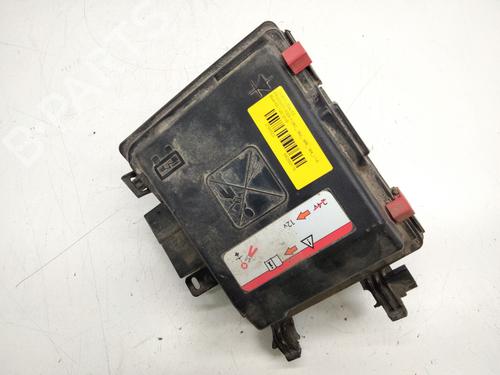 Used Fuse box Fuse box 36859530 36859530