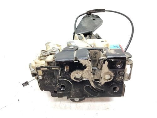 Used Front left lock VW TRANSPORTER T5 Van (7HA, 7HH, 7EA, 7EH) 2.0 (115 hp) 19806227