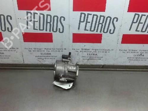 Used Vacuum pump RENAULT SCÉNIC II (JM0/1_) [2003-2010]  1620492
