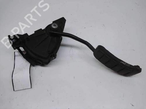 Used Pedal Pedal 9435261 9435261
