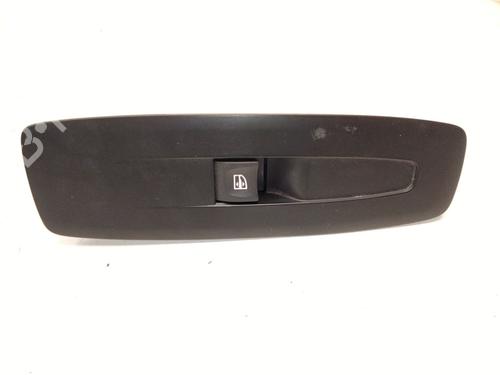 Used Right front window switch RENAULT MEGANE IV Grandtour (K9A/M/N_) 1.2 TCe 130 (K9MR) (130 hp) 24128669