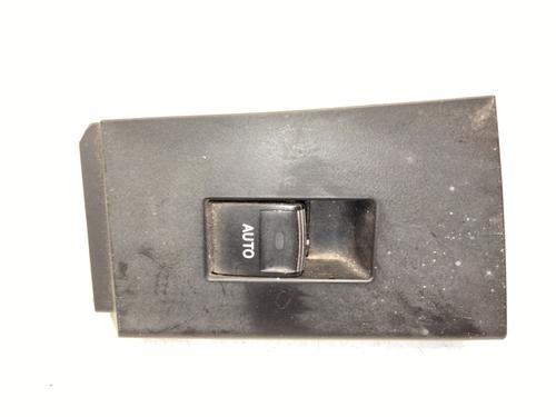 Used Left rear window switch TOYOTA AURIS (_E18_) [2012-2019]  31572132
