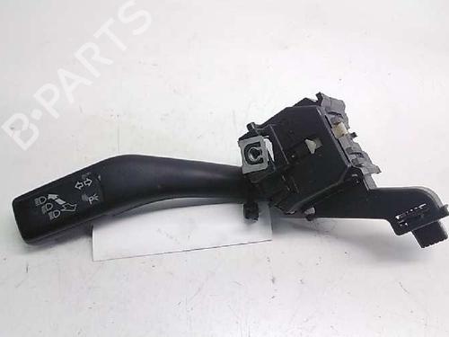 Used Steering column stalk SEAT LEON (1P1) [2005-2013]  17834906