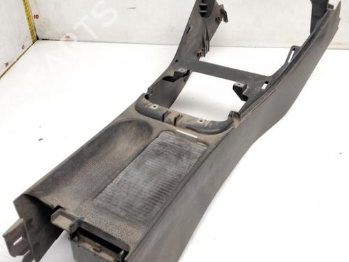 Console central VW GOLF PLUS V (5M1, 521) 2.0 TDI (131 hp) 25227077