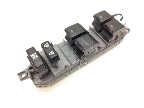 Used Left front window switch TOYOTA AURIS Estate (_E18_) 1.3 (NRE180_) (99 hp) 18660419
