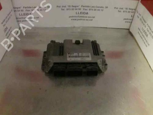Used Engine control unit (ECU) RENAULT LAGUNA II Grandtour (KG0/1_) [2001-2007]  185678