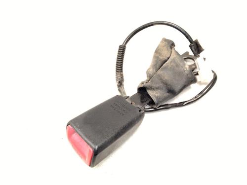 Sikkerhedssele-spænde TOYOTA HILUX VII Pickup (_N1_, _N2_, _N3_) 3.0 D-4D 4WD (KUN26) (171 hp) 32700977