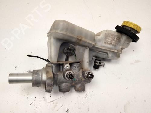 Used Brake master cylinder Brake master cylinder JEEP COMPASS (MK49) 2.2 CRD (136 hp) 40531617 40531617