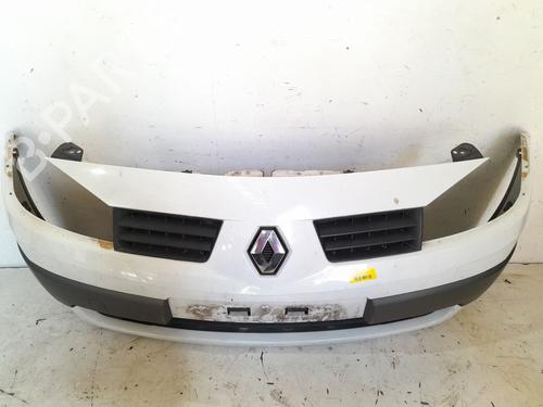 Used Front bumper RENAULT MEGANE II Saloon (LM0/1_) 1.6 16V (112 hp) 24883351