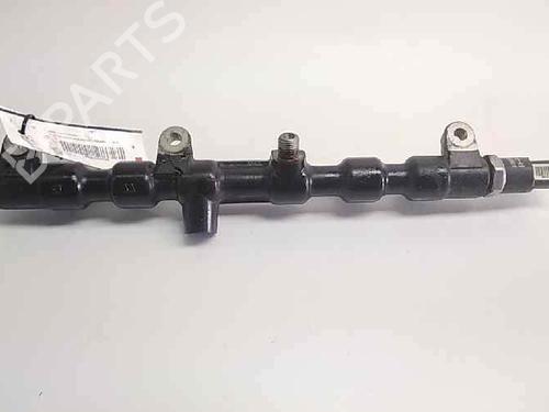 Used Injection rail Injection rail 10909490 10909490