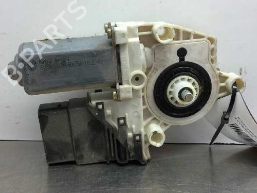 Used Right rear window motor SEAT LEON (1M1) 1.9 TDI (110 hp) 1074948