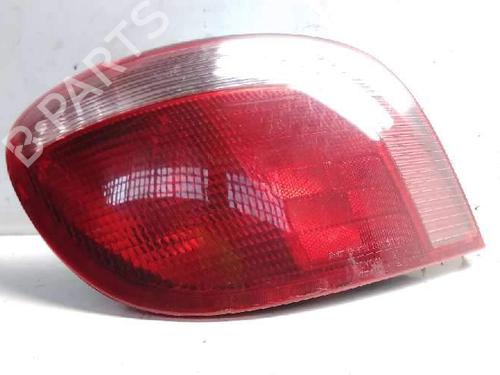 left-taillight-toyota-yaris-_p1_-1999-2000-2001-2002-2003-2004-2005-17332345 main image