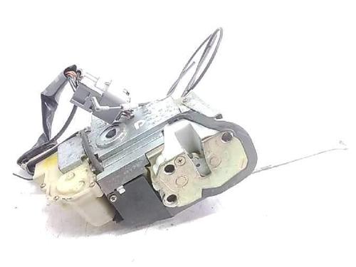 front-right-lock-lexus-rx-mcu15-20829-1998-1999-2000-2001-2002-2003-13319056 main image
