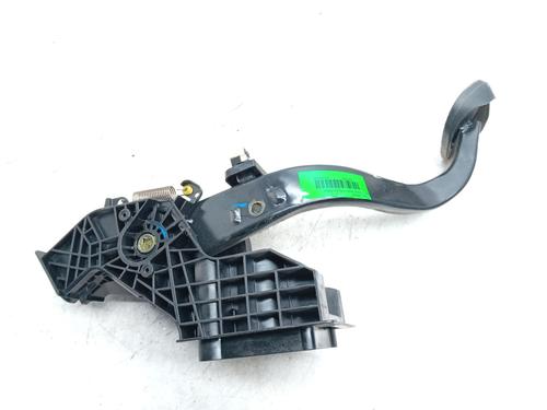 Used Break pedal BMW 2 Gran Tourer (F46) 218 d (150 hp) 22188297