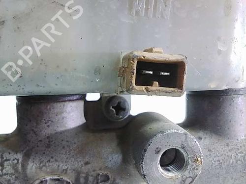 Brake master cylinder HYUNDAI SANTA FÉ I (SM) 2.4 16V | BP1620916M77 