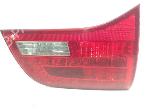 left-tailgate-light-audi-a6-c6-avant-4f5-2004-2005-2006-2007-2008-2009-2010-2011-39067850 main image