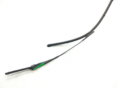 Used Front windshield wiper arm IVECO DAILY IV Platform/Chassis [2006-2012]  19522699