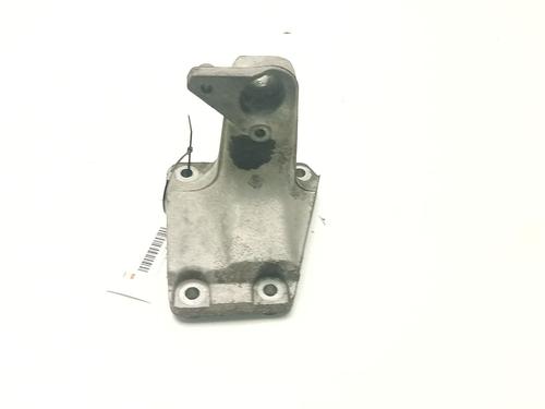 Soporte motor Soporte motor BMW 3 (F30, F80) 318 d (150 hp) 36911521 36911521