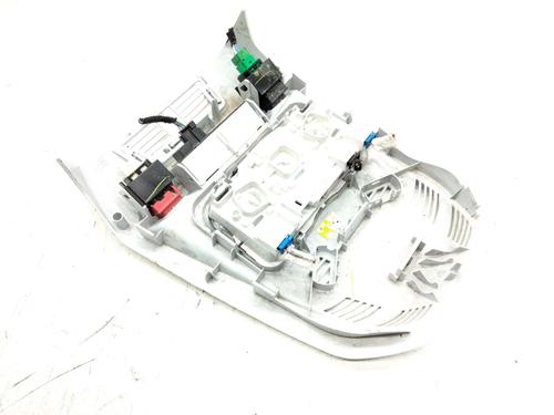 Interior roof light PEUGEOT 3008 II SUV (MC_, MR_, MJ_, M4_) 1.5 BlueHDi 130 | BP21533652I8