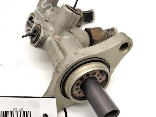 Used Brake master cylinder NISSAN NAVARA NP300 (D40) 2.5 dCi 4WD (171 hp) 25225823