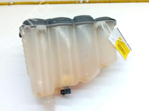 expansion-tank-land-rover-range-rover-velar-l560-2017-27925168 main image