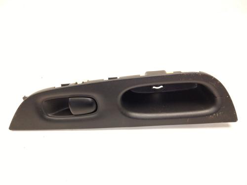 Used Left rear window switch NISSAN X-TRAIL III (T32_, T32R, T32RR) 1.6 dCi (T32) (130 hp) 29073297