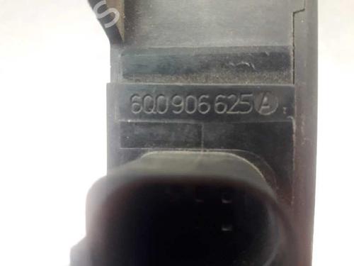 Electronic module VW POLO IV (9N_, 9A_) | BP15887859M83