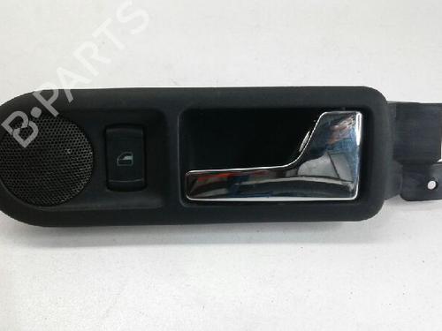 Høyre bak invendig håndtak VW GOLF IV (1J1) [1997-2008]  6989026