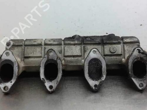 Used Intake manifold Intake manifold 2686140 2686140