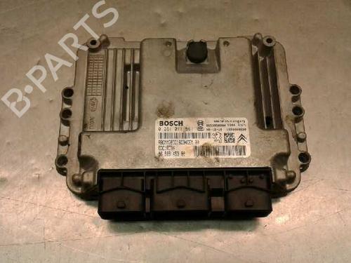 Used Engine control unit (ECU) CITROËN C5 II (RC_) 1.6 HDi (RC8HZB) (109 hp) 4215010