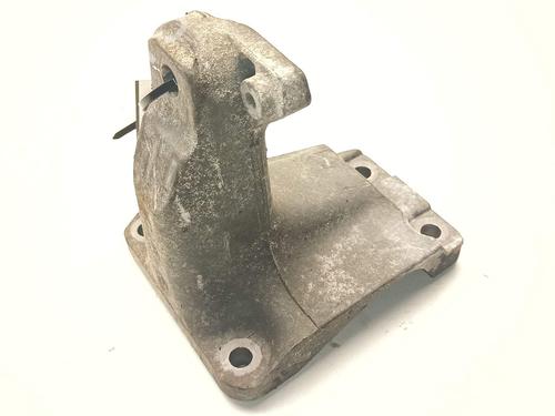 Used Engine mount Engine mount 24053028 24053028