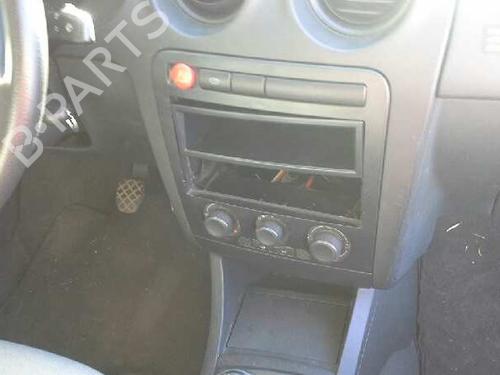 Engine control unit (ECU) SEAT IBIZA III (6L1)  | BP204313M57 