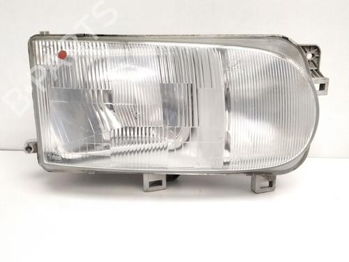 Used Right headlight NISSAN VANETTE CARGO Van (HC 23) 1.6 i (97 hp) 29570185