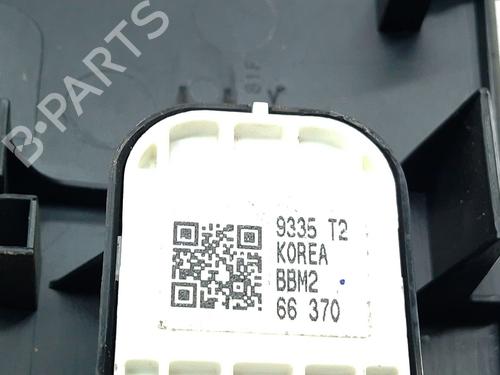 Right rear window switch MAZDA 3 Saloon (BL)  | BP29371557I28 