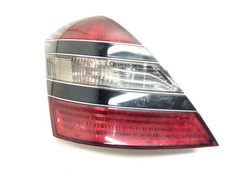 Used Left taillight MERCEDES-BENZ S-CLASS (W221, V221) S 320 CDI 4-matic (221.080, 221.180) (235 hp) 18243307