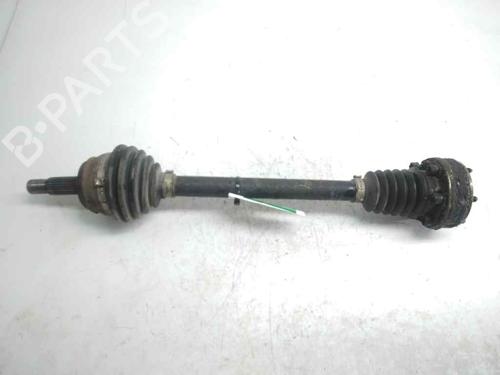 Used Left front driveshaft VW GOLF III (1H1) [1989-2000]  13652763