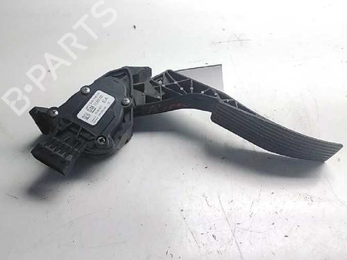 Pedal OPEL ASTRA J (P10) [2009-2016]  17056733