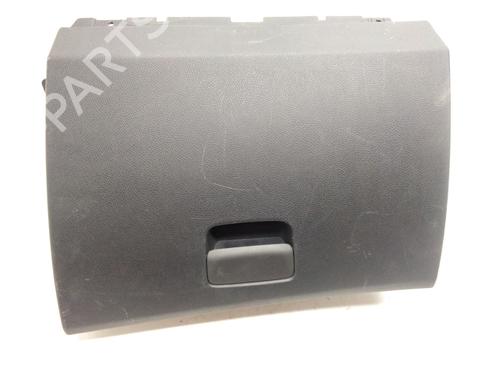 Used Glove box MERCEDES-BENZ A-CLASS (W176) A 200 CDI / d (176.008) (136 hp) 18641847