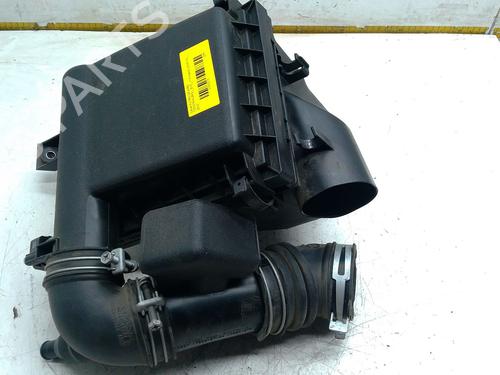 Luftfiltergehäuse für TOYOTA AURIS (_E15_) 1.8 Hybrid (ZWE150_, ZWE150R) (136 hp) 31183322