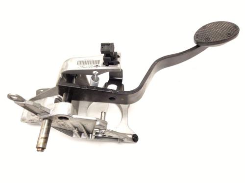 Used Break pedal Break pedal 27242601 27242601